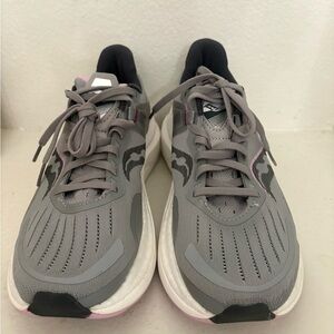 Saucony Gray and Pink Women's Sneakers